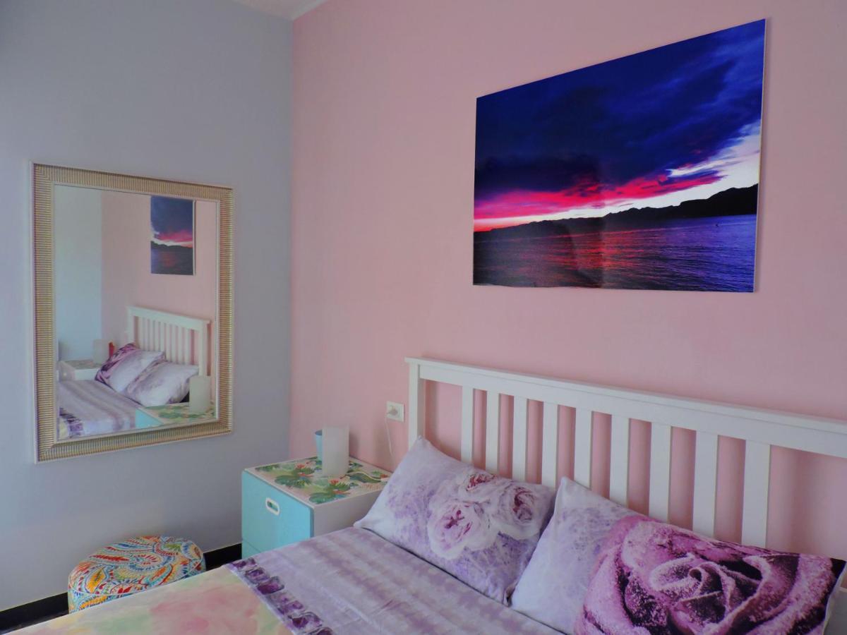 Biker'S Blue Cove Apartamento Finale Ligure Exterior foto