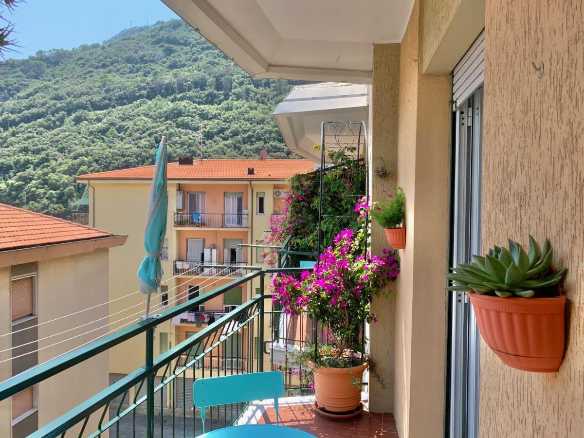 Biker'S Blue Cove Apartamento Finale Ligure Exterior foto